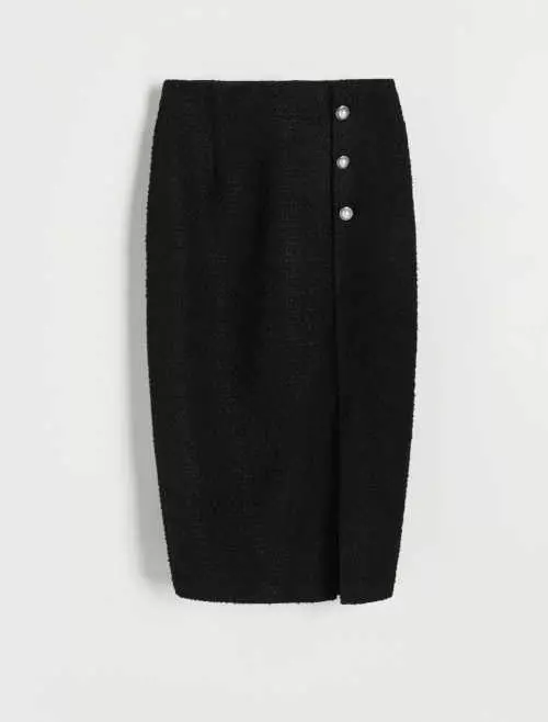 Черна тясна плетена пола