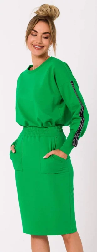 Зелена пола на спортен анцуг с джобове